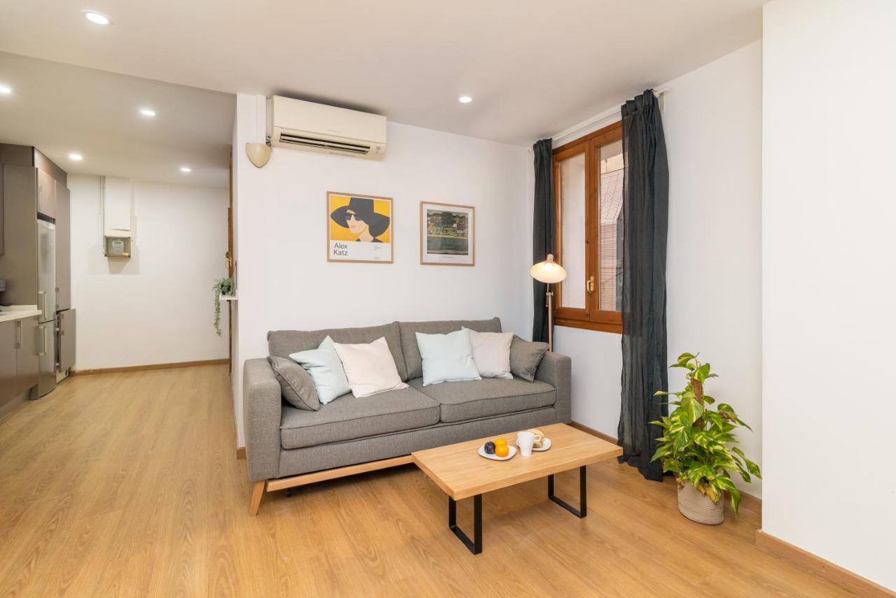Barcelona Apartments In Born מראה חיצוני תמונה